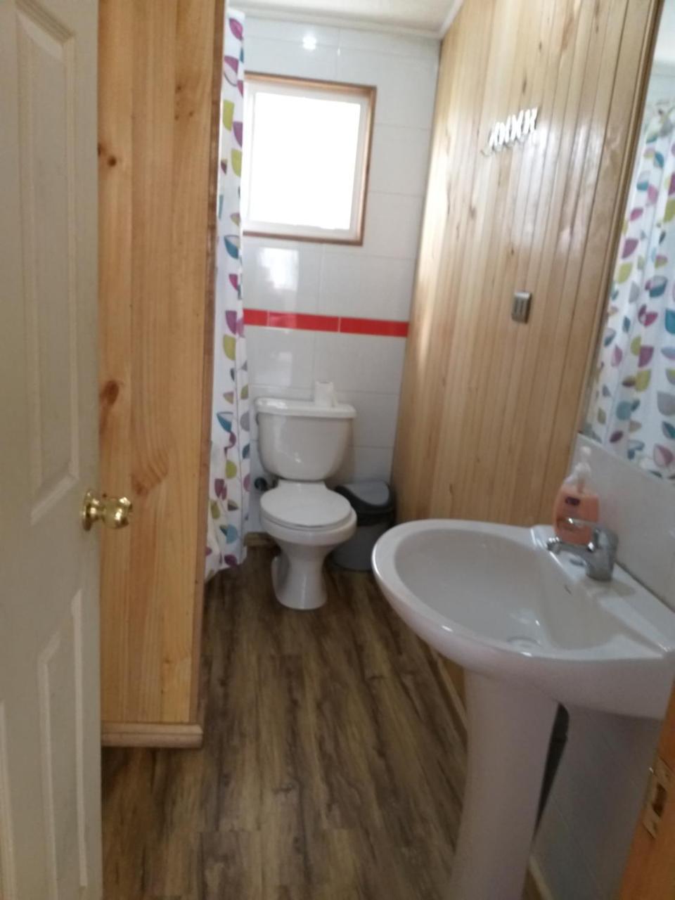 Cabanas Sur Del Mundo Lägenhet Coyhaique Exteriör bild