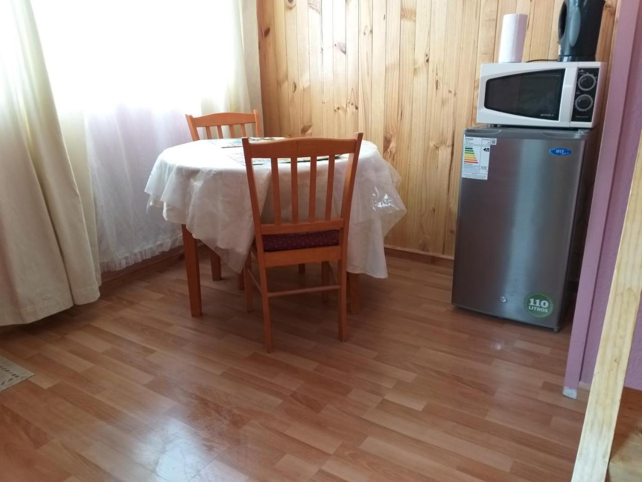 Cabanas Sur Del Mundo Lägenhet Coyhaique Exteriör bild